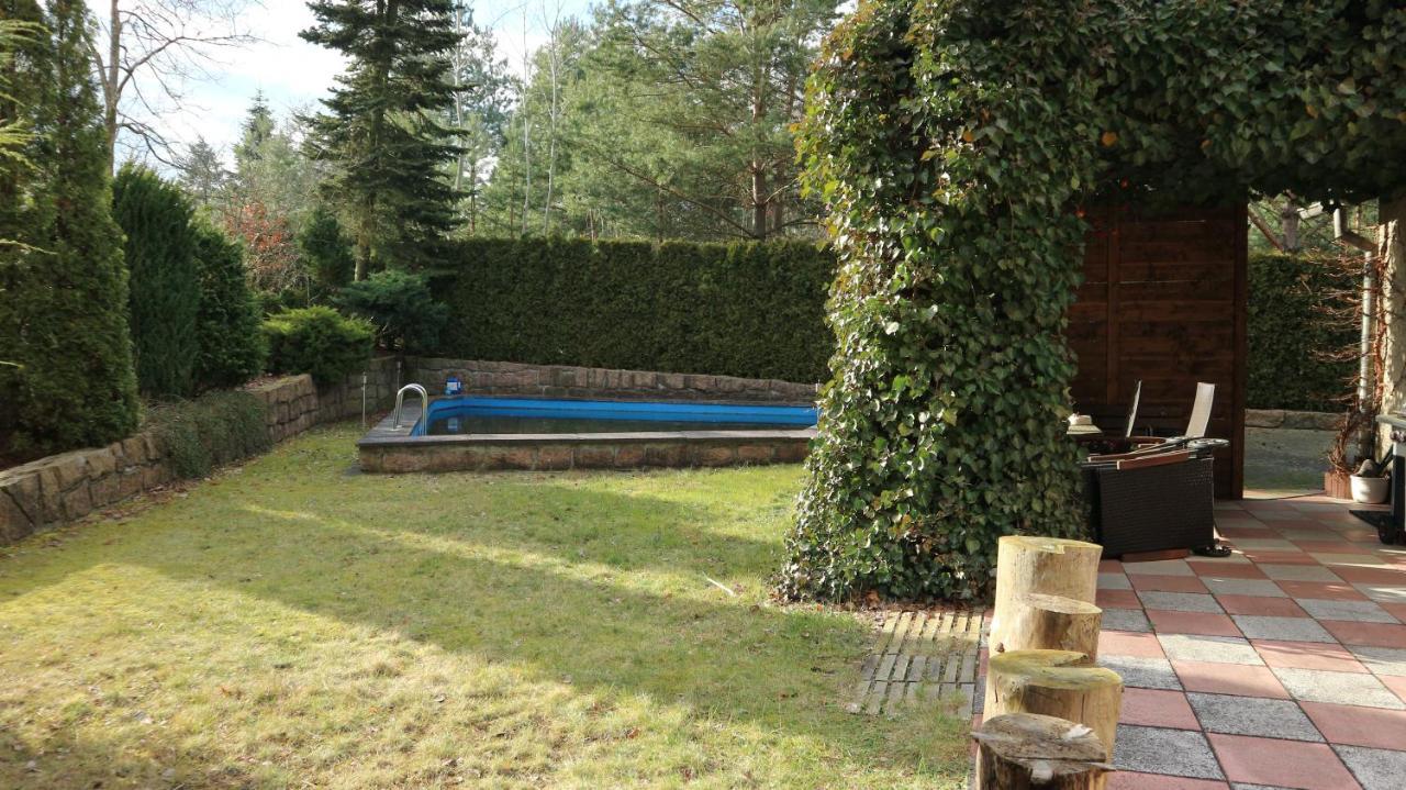 Ferienhaus Mit Pool Zum Traeumen Und Entspannen Fuer Alle Sinne باد شميديبرغ المظهر الخارجي الصورة
